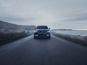 Vì Sao Volvo XC90 Plug-in Hybrid Recharge - Chiếc xe An toàn nhất thế giới ?